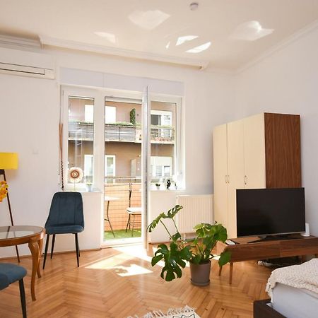 Castle Nest Apartment บูดาเปสต์ ภายนอก รูปภาพ