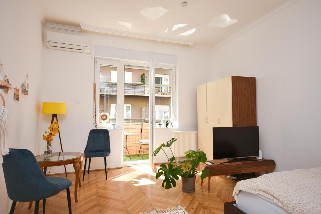 Castle Nest Apartment บูดาเปสต์ ภายนอก รูปภาพ