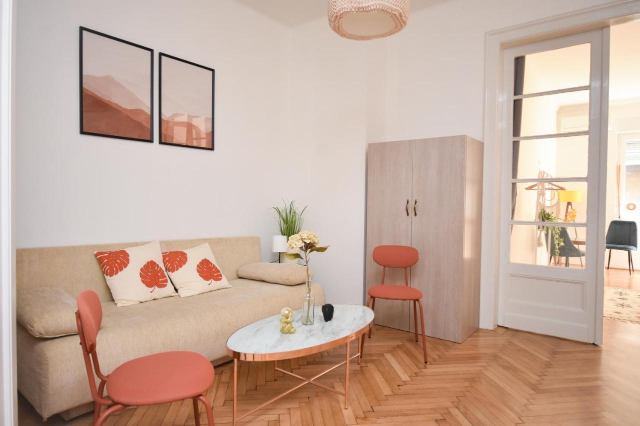 Castle Nest Apartment บูดาเปสต์ ภายนอก รูปภาพ