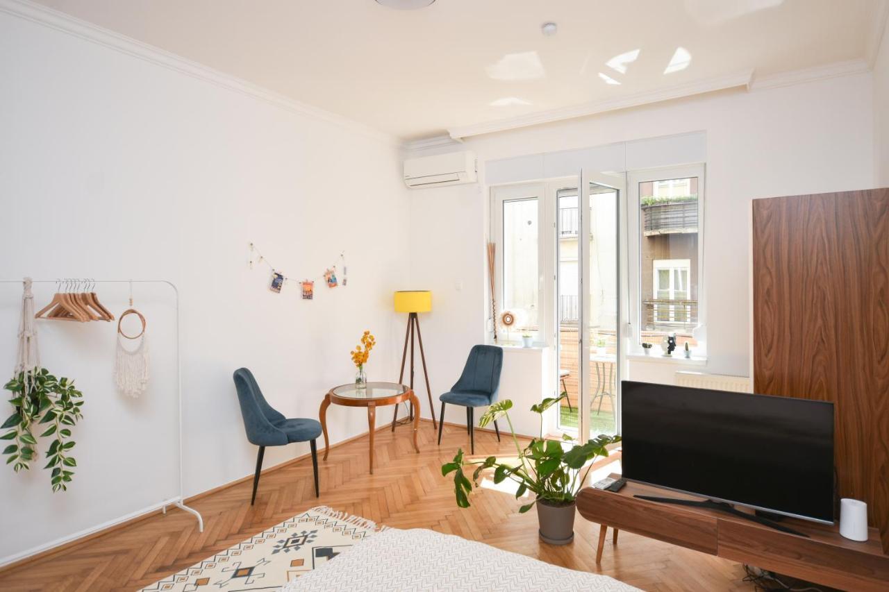 Castle Nest Apartment บูดาเปสต์ ภายนอก รูปภาพ